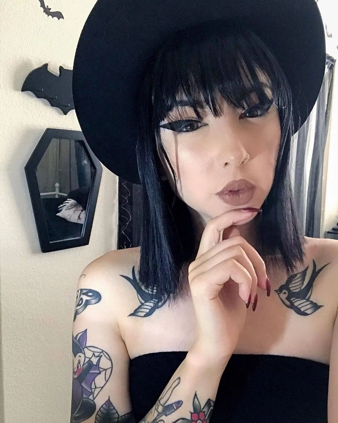 Coffin Mirror 5 Coffin Mirror - Image 5