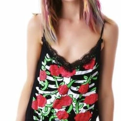 Rose Vine Skeleton Pyjamas -Sourpuss shop FC55DA32 272E 4339 9E89 2D37CC5D6210 4 5005 c 1