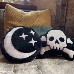 Moon & Stars Pillow -Sourpuss shop WEBIMG 8684 a604f96f d0d7 48f5 97be 857c34ef77d1 1.jpg 1