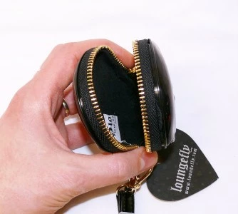 3D Skull Wrist Coin Purse 3 3D Skull Wrist Coin Purse - Image 3